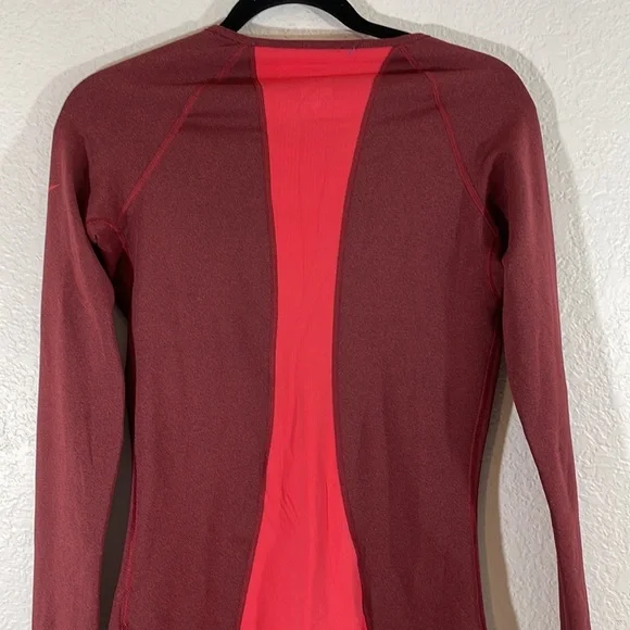 NIKE PRO HYPERWARM DRI-FIT 2 Tone Pullover Size Medium - Picture 5 of 9